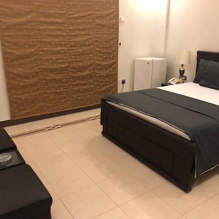 Sunset Suites Karachi Exterior photo