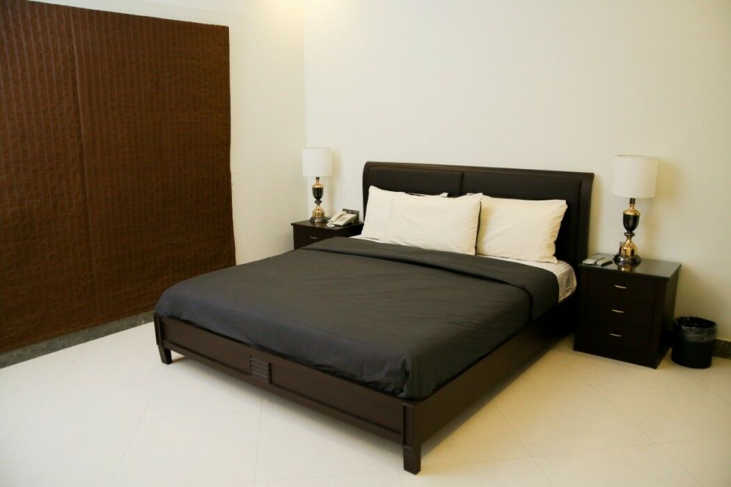 Sunset Suites Karachi Exterior photo